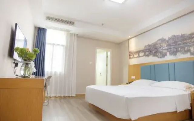 Violet Boutique Hotel