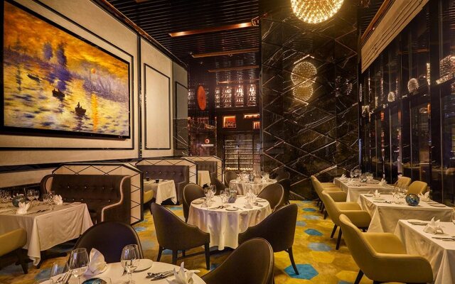 Platinum Suites by Ecosuites