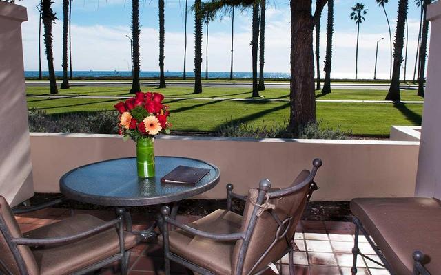 Hilton Santa Barbara Beachfront Resort