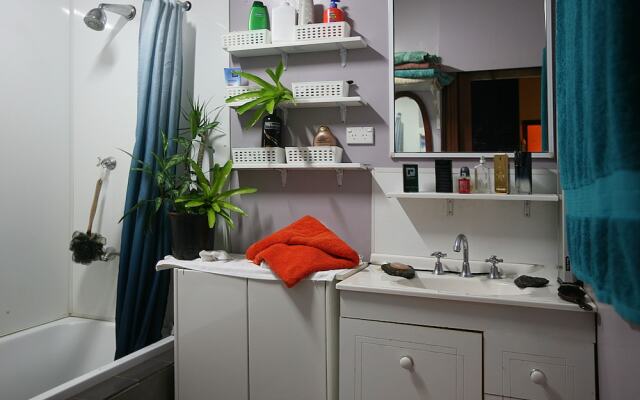 Tropical Bliss Bed and Breakfast