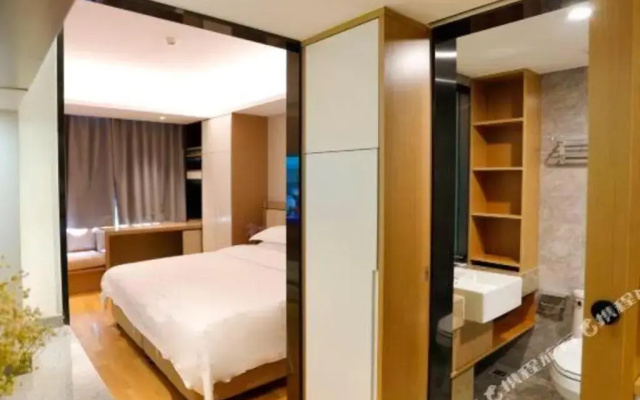 Hujialou Hot Spring Hotel