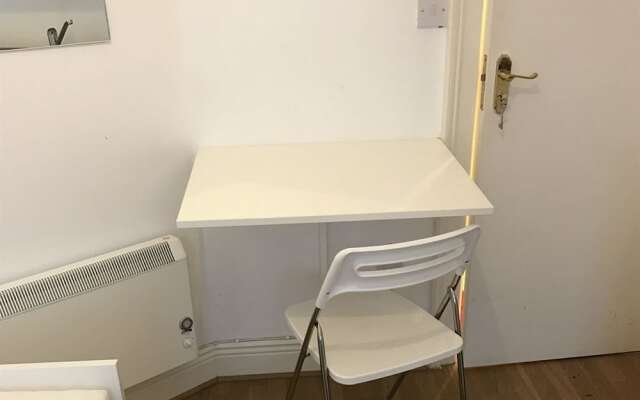 North Circular Serviced Accomodation