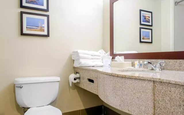 Comfort Inn & Suites Biloxi - D'Iberville