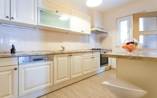 Nice Home in Prizba With Wifi and 4 Bedrooms