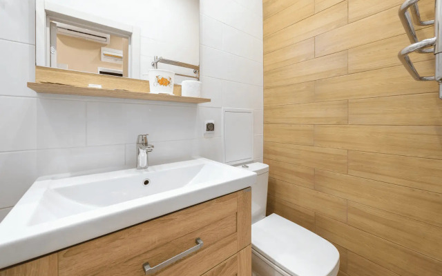 Делюкс на Хуторской 70, Deluxe Apartment