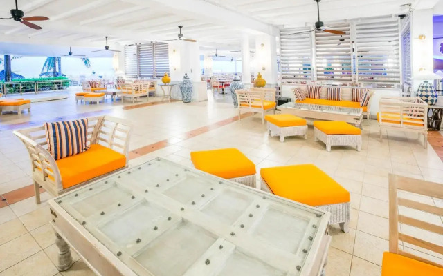 Grand Decameron Montego Beach, A Trademark All-Inclusive Resort