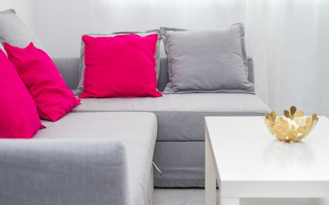Cool Apartment Carrera de Capuchinos by La Recepcion