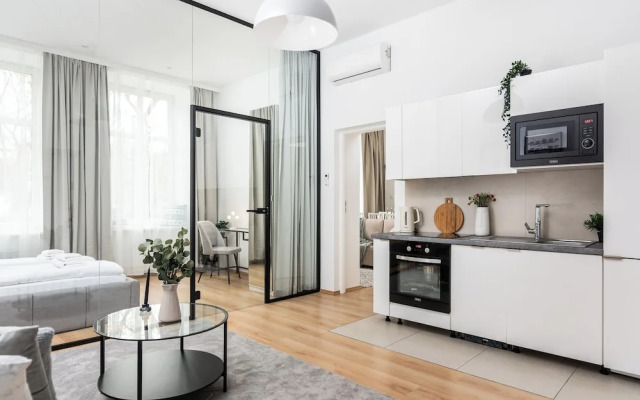 Modern  Apartments  by Upstairs