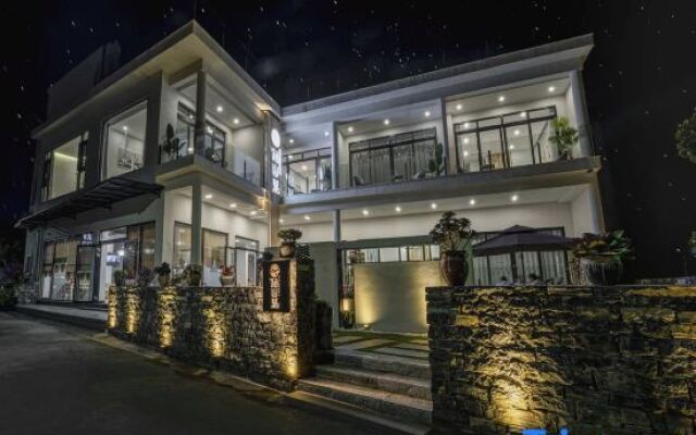 Xingyiqi Mountain Inn