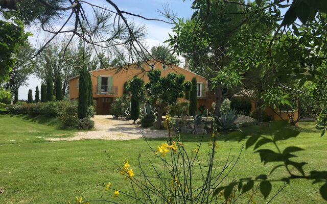 Gîte - Au Soleil Ocre Avignon