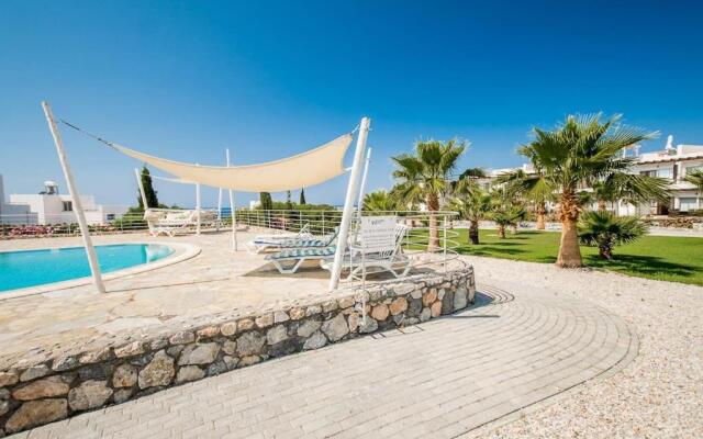 Boutique seafront apartment