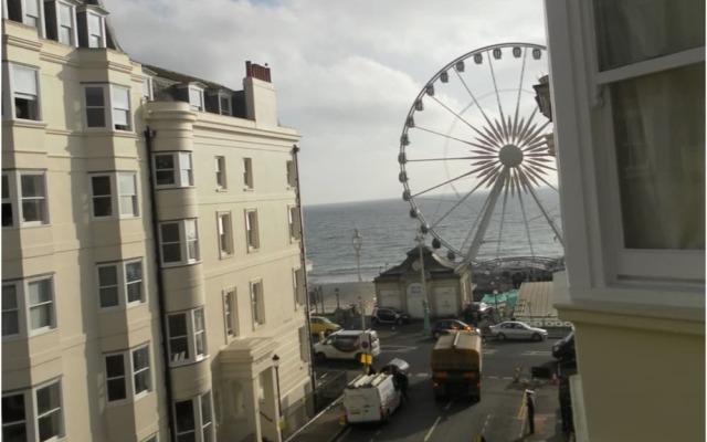 Relax Inn Guest House