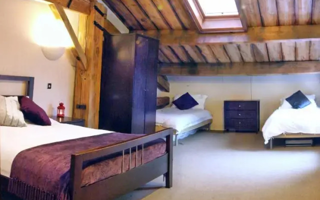 Apartment 3, Warehouse K