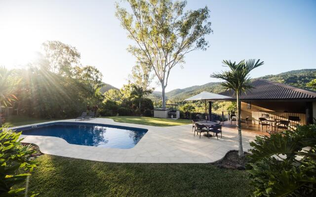 Seclude Rainforest Retreat