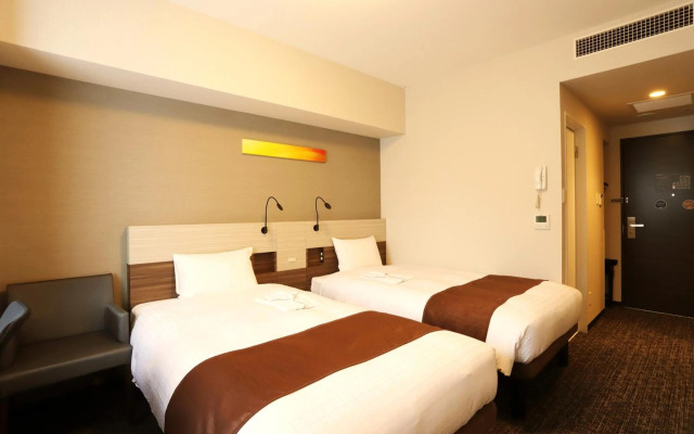 Smile Hotel Premium Osaka Hommachi