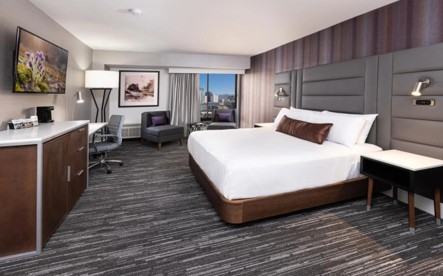 Sands Regency Casino Hotel — только для взрослых