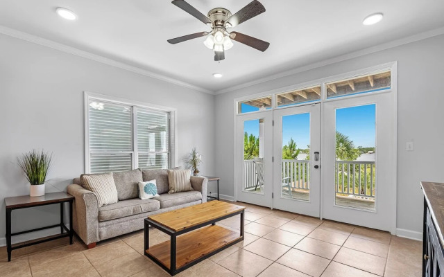 The Salty Fox With Pool