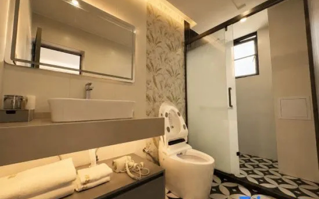 Chuxiong Shimai Yisu Hotel (Citizen Square Garden City Commercial Plaza) — 3-star hotel in Chuxiong