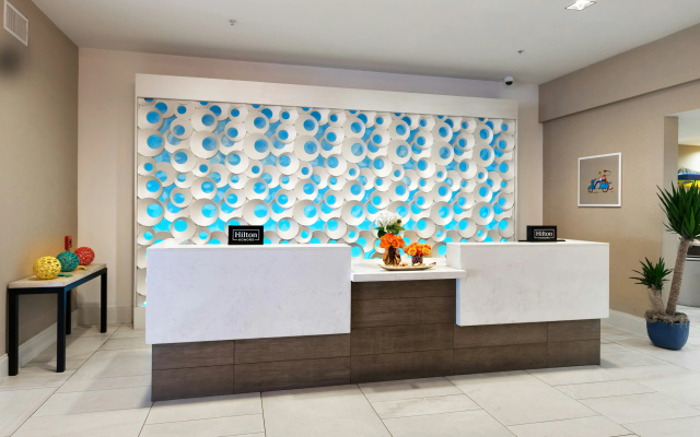 DoubleTree by Hilton Hotel Galveston Beach