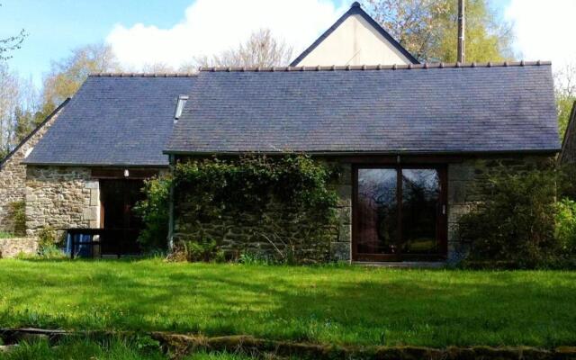 Maison de 3 chambres avec jardin amenage a Berrien