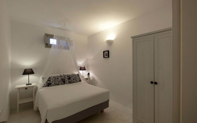 Dream Villa near Kid's Beach by VillaRentalsgr