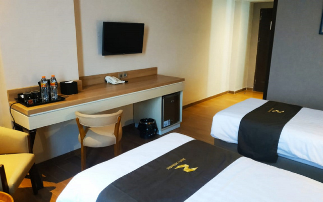 Zenith Premiere Hotel Baubau – Guest Rooms – Baubau