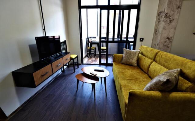 Stylish Studio in the Heart of Tirana #3