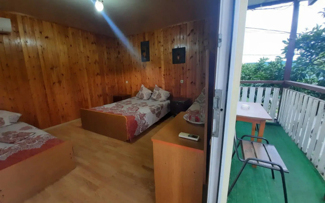 Mandarin Paradise Guest House