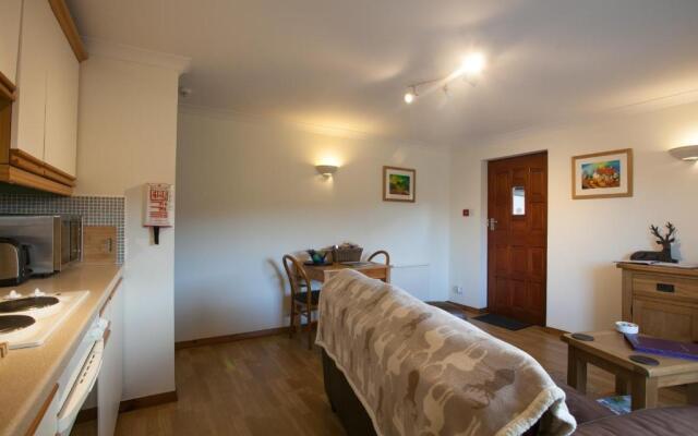 Lochview House Apartment