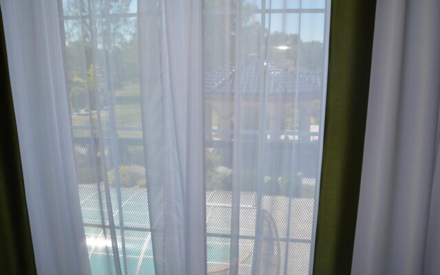 Nobless Resort