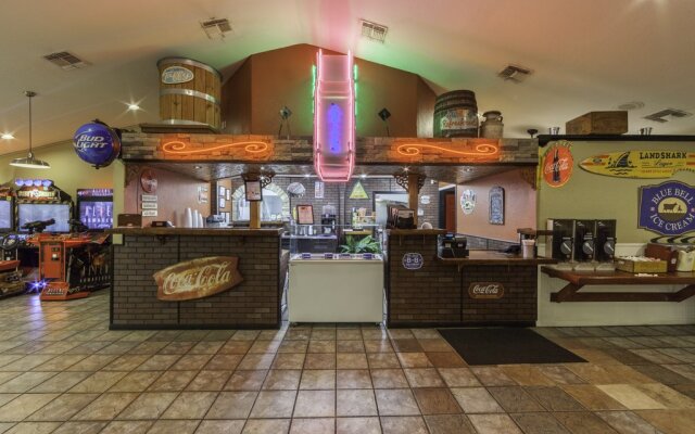 Holiday Inn Club Vacations Piney Shores Resort at Lake Conroe by IHG
