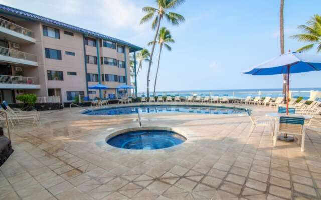 Beach Condo in the Heart of Kona