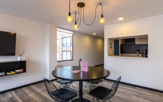 w Spectacular 2BR in Cabrera