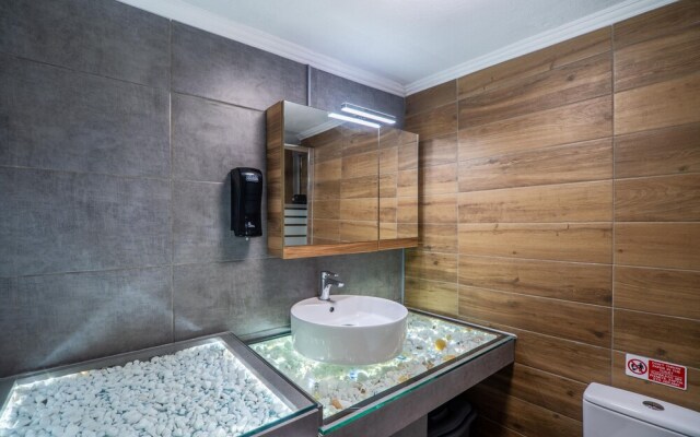 Elpidas Marble House