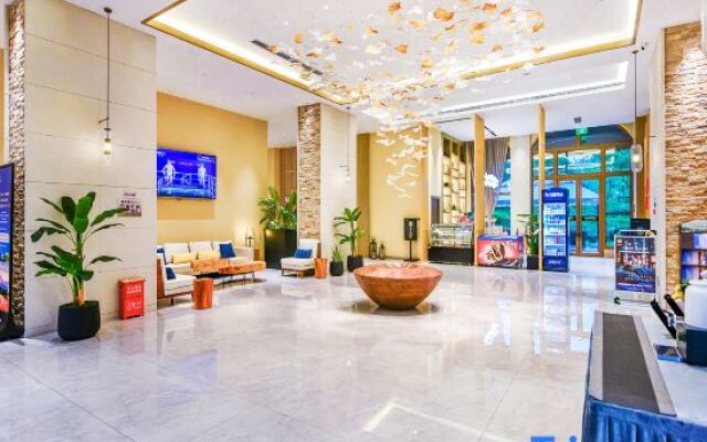 Tianyi Fangcaodi Holiday Hotel