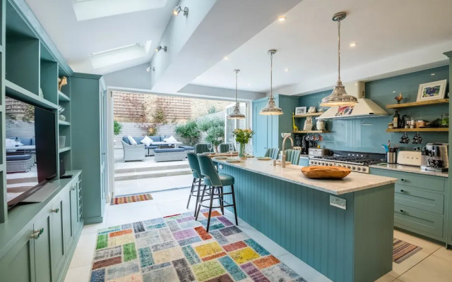 Immaculate Designer Home in Wandsworth