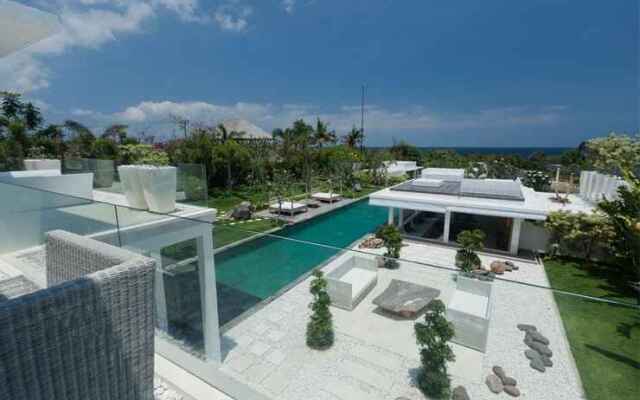 Villa Ombak Putih