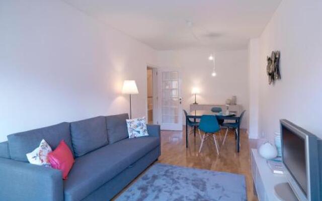 Feels Like Home Porto Comfort Flat