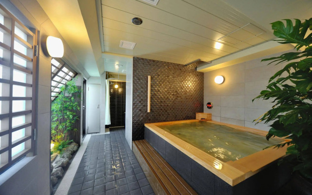 Global Cabin Tokyo Gotanda