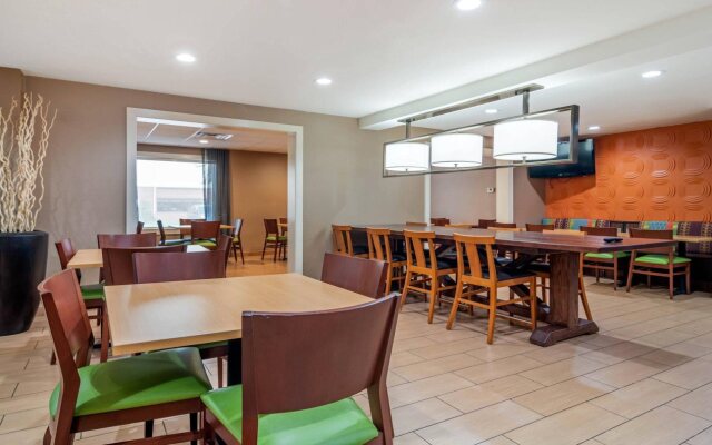 Garner Hotel Macon West by IHG