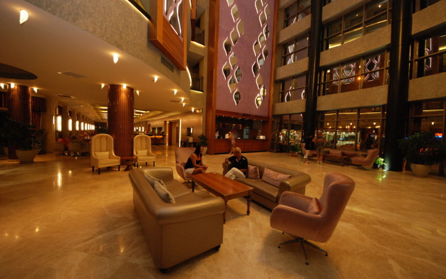 Golden Rock Beach Hotel - All Inclusive