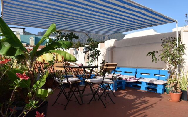 Hostel La Casa Encantada