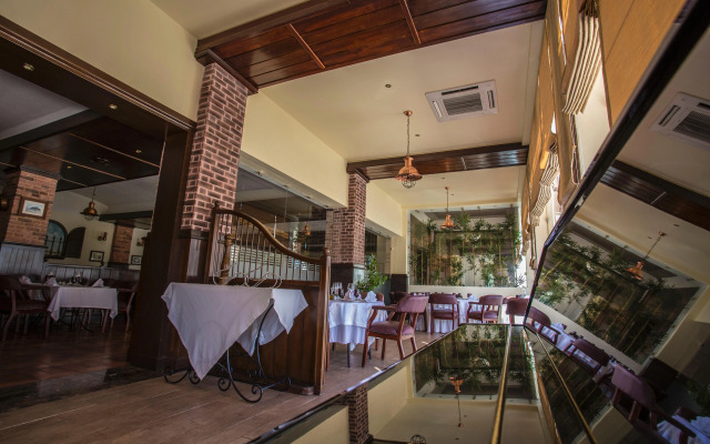 Golden Carthage Hotel & Residence