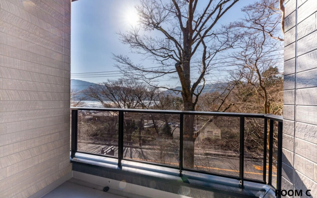 Villa Hakone Stage
