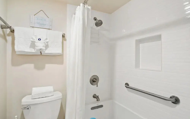 Valley Isle 204