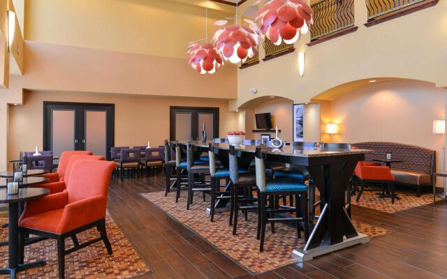 Hampton Inn & Suites Albuquerque-Coors Road