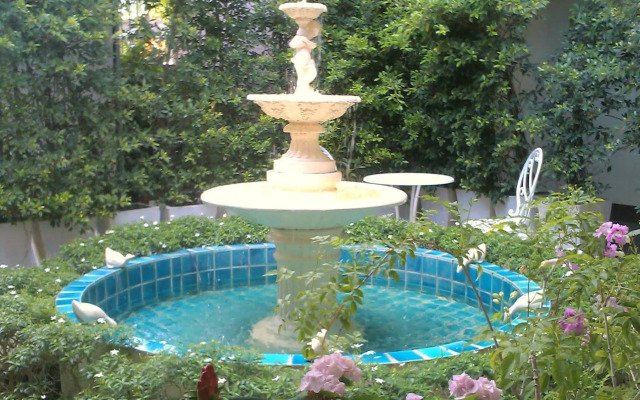 C2 Residence Boutique Hotel