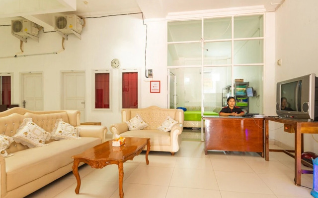 KoolKost Syariah near Universitas Fajar