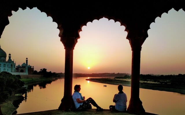 Zigzag Hostel Agra