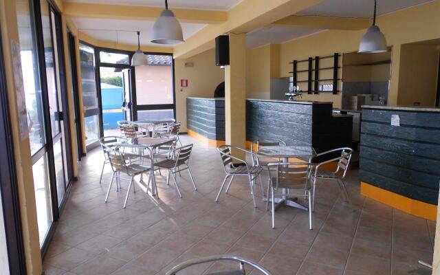 Lake Como Beach Hostel